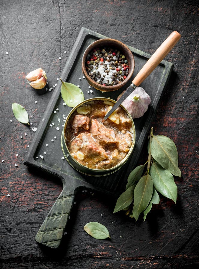 Pork in Tomato Sauce